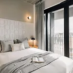 Moledo - 3 Bedrooms And Balcony In Santo Antonio *