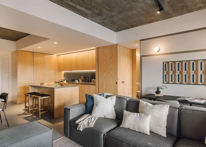 Moledo - 3 Bedrooms And Balcony In Santo Antonio Apartman Lisboa