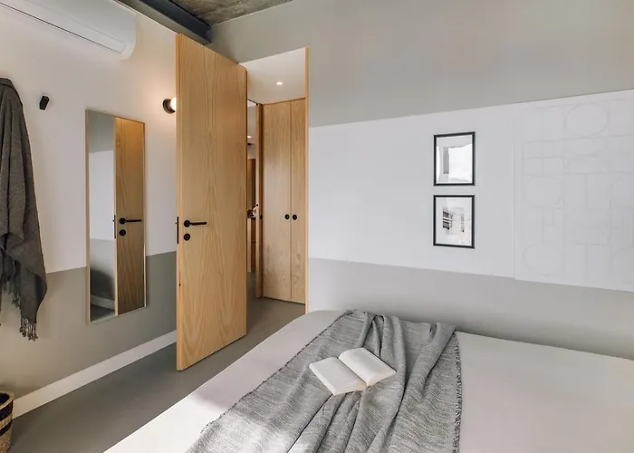 Apartman Moledo - 3 Bedrooms And Balcony In Santo Antonio Lisboa